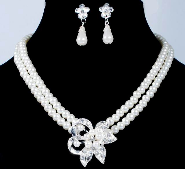 FLORAL FAUX PEARLS NECKLACE N EARRINGS WEDDING SET